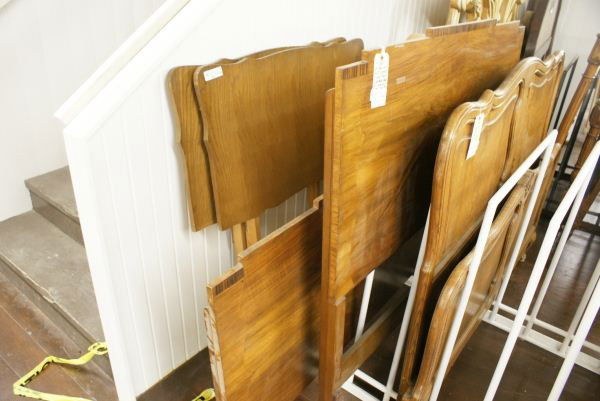 English Double Bed, Head & Foot Board, No Rails: English Double Bed, Head & Foot Board, No Rails. Buyer's Responsibility: All items must be paid the day of purchase and removed from the premises no later than 5 p.m. Monday, June 27.Or items may be p
