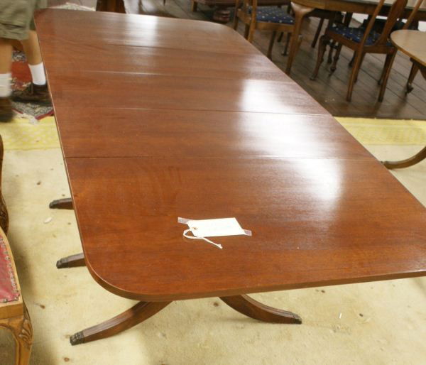 Ducan Phyfe Style Mahogany Dining Table: Ducan Phyfe Style Mahogany Dining Table. Buyer's Responsibility: All items must be paid the day of purchase and removed from the premises no later than 5 p.m. Monday, June 27. Or items may be picked u