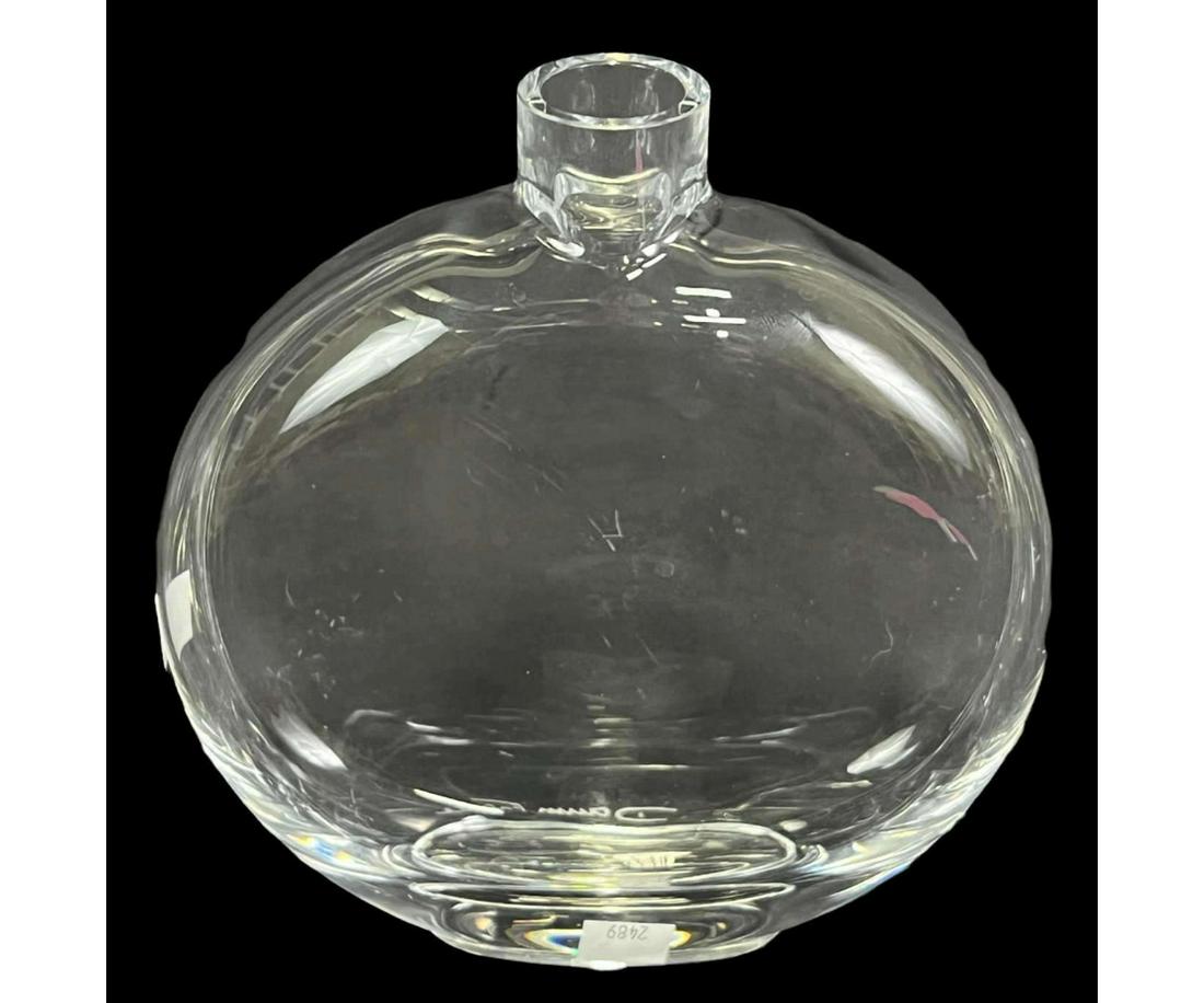 DAUM FRANCE CRYSTAL VASE: DAUM FRANCE CRYSTAL VASE. Height: 8 in. by Width: 7.5 in. by Depth: 2 in.