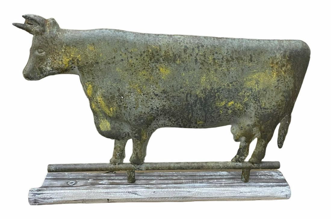 COW WEATHERVANE  PAINTED TIN (1 of 2)