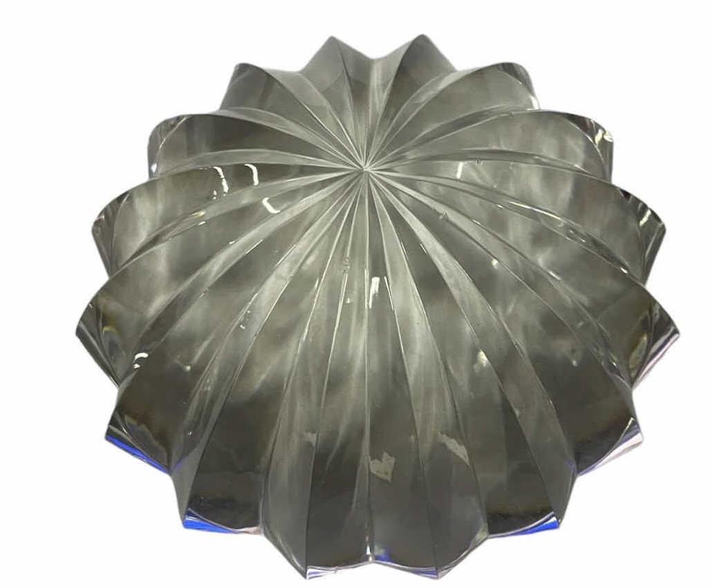 BACCARAT PAPERWEIGHT: BACCARAT PAPERWEIGHT. Height: 2 in. by Width: 4 in. by Depth: 4