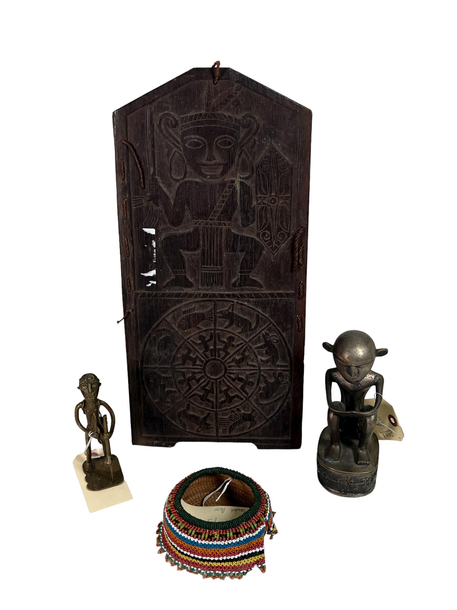 LOT OF FOUR MISCELLANIOUS PIECES (1 of 5)