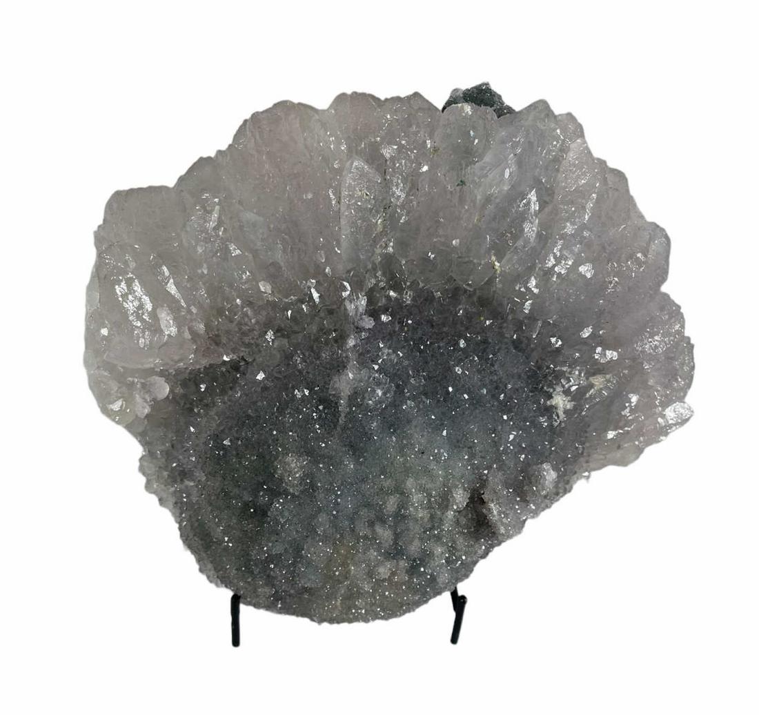 STUNNING AMETHYST FLOWER FORMATION (1 of 3)