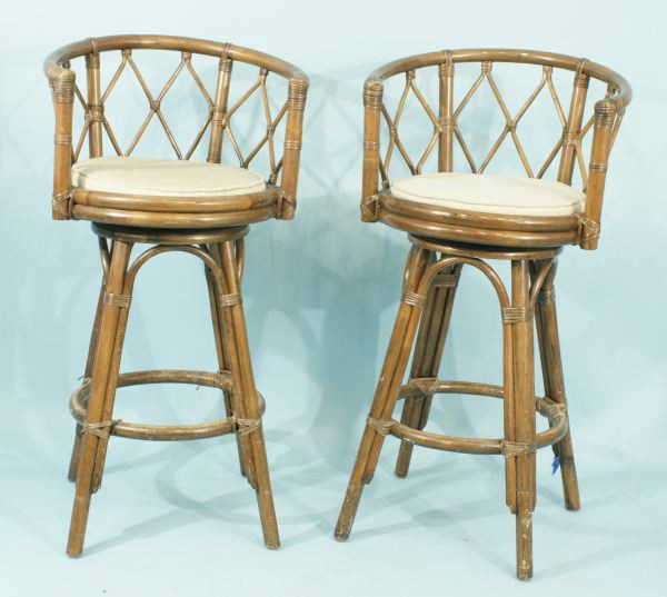 161 Vintage Bamboo Swivel Bar Stools