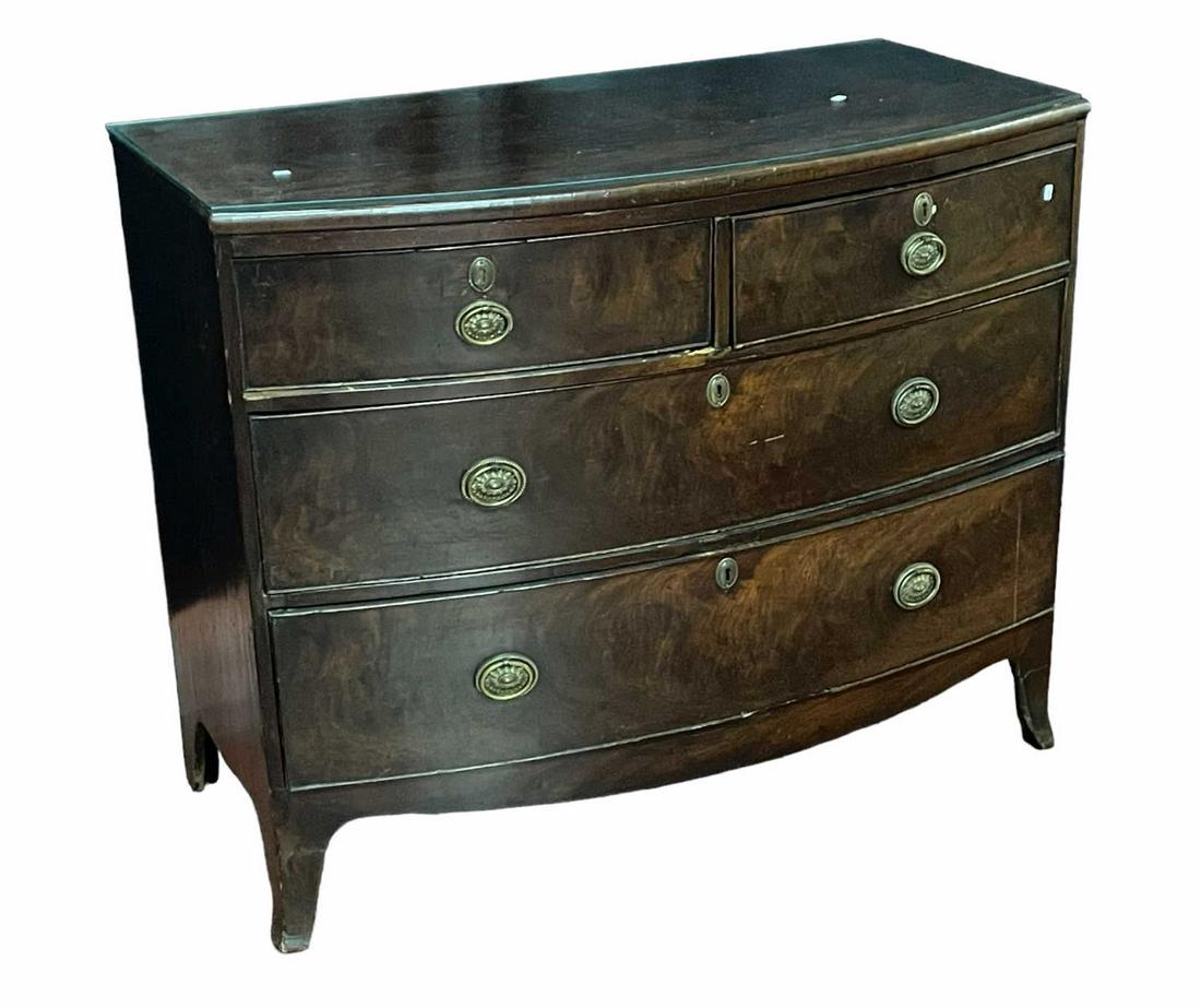 ANTIQUE FOUR DRAWER BOWFRONT GEORGIAN CHEST (1 of 4)