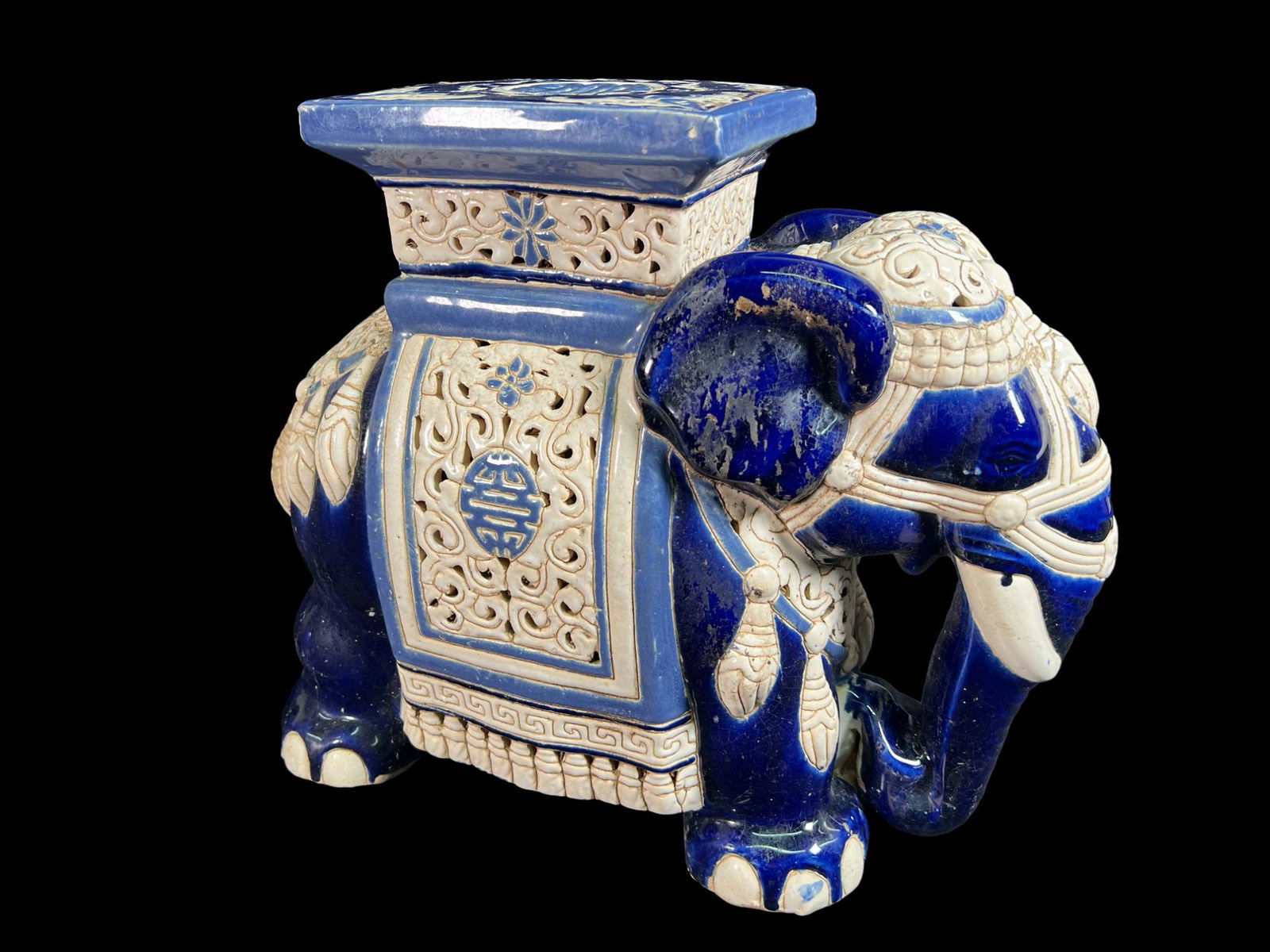 VINTAGE CERAMIC ELEPHANT PLANT STAND (1 of 4)