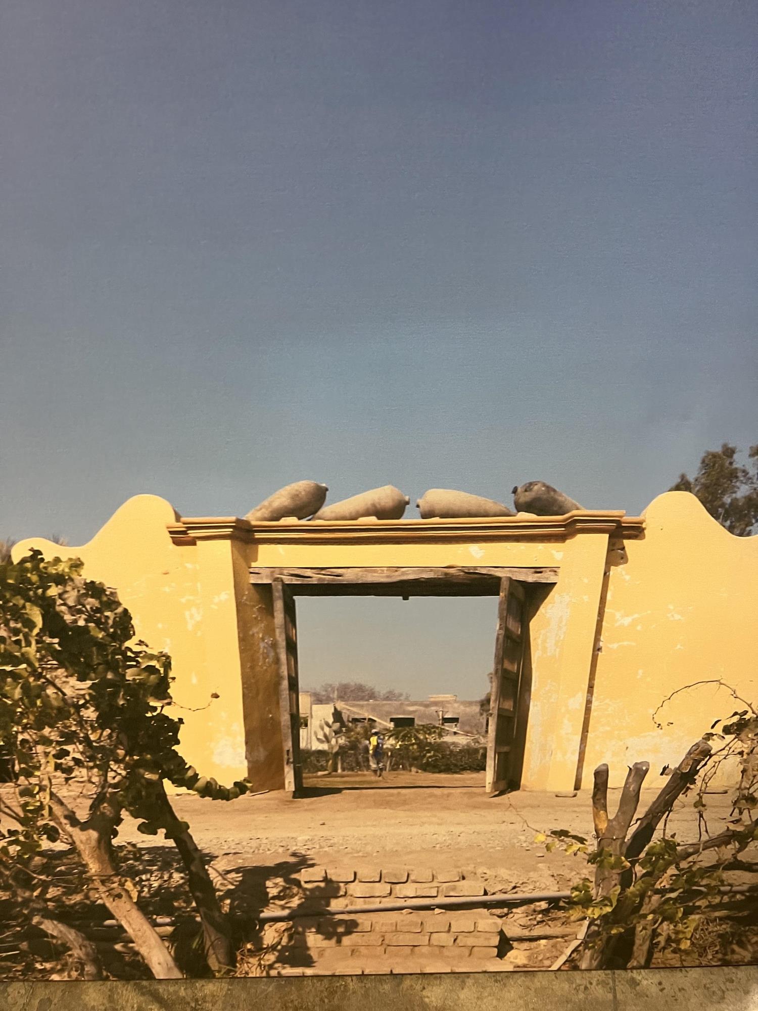 SET OF TWO GARDEN SCENES PRINTED ON CANVAS (1 of 2)