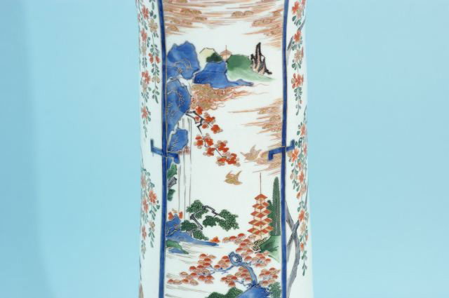 19th CENTURY IMARI PORCELAIN VASE - 3