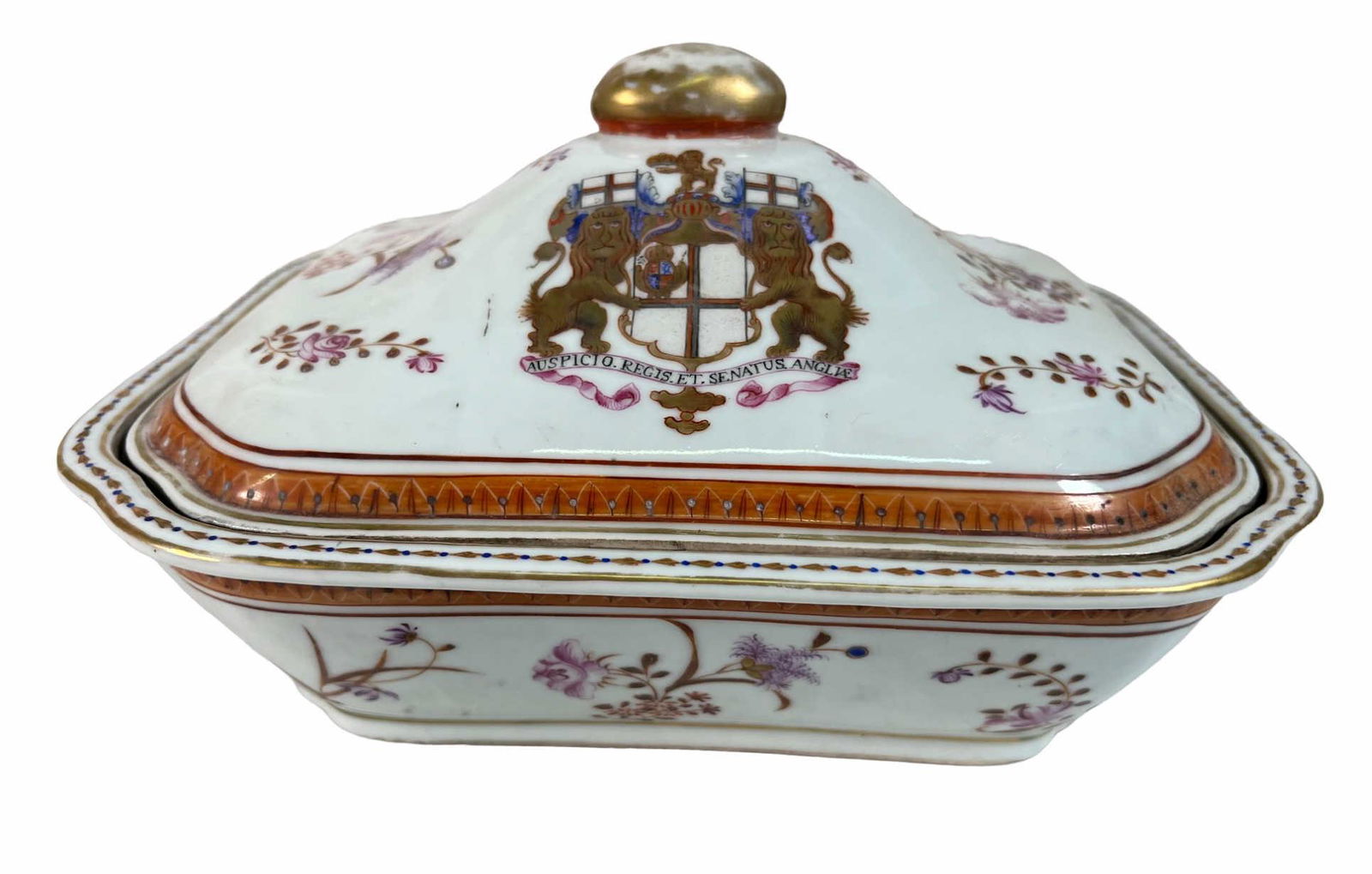 18th C. CHINESE EXPORT COVERED DISH OR TUREEN (1 of 3)