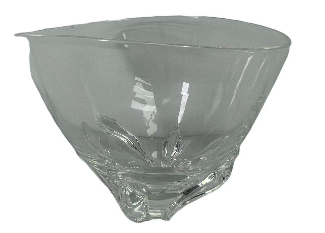 STEUBEN BOWL (1 of 4)