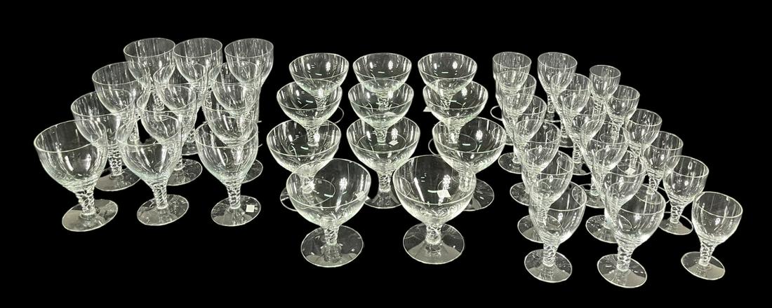MIXED LOT OF 41 TWISTED STEM WINE GOBLETS: MIXED LOT OF 41 TWISTED STEM WINE GOBLETS. Height: 5.5 in. by Width: 4 in.