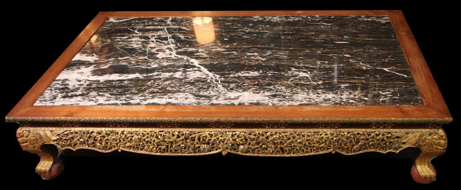 19th CENTURY CHINESE CARVED & GILDED COFFEE TABLE (1 of 7)