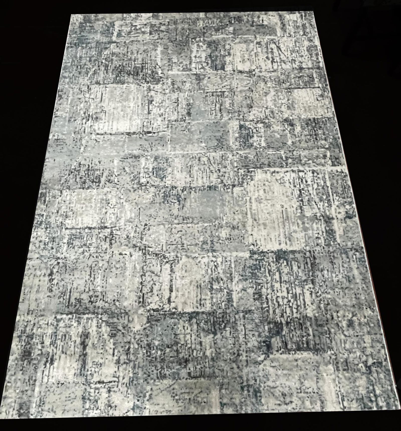 ASSTD MACHINE MADE RUG (1 of 3)