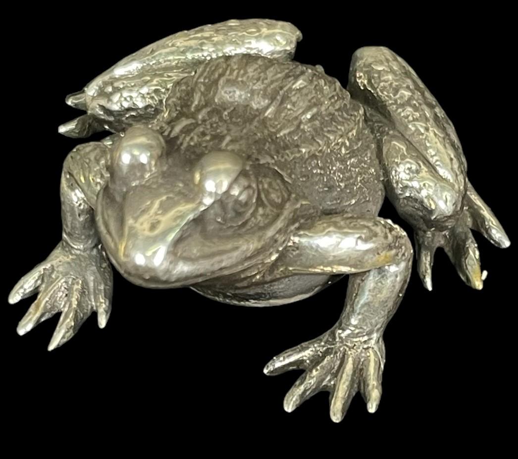 STERLING SILVER BUCCELLATI FROG 77.60 GRAMS: STERLING SILVER BUCCELLATI FROG. 77.60 GRAMS. Height: 1 in. by Width: 1.5 in. by Depth: 1