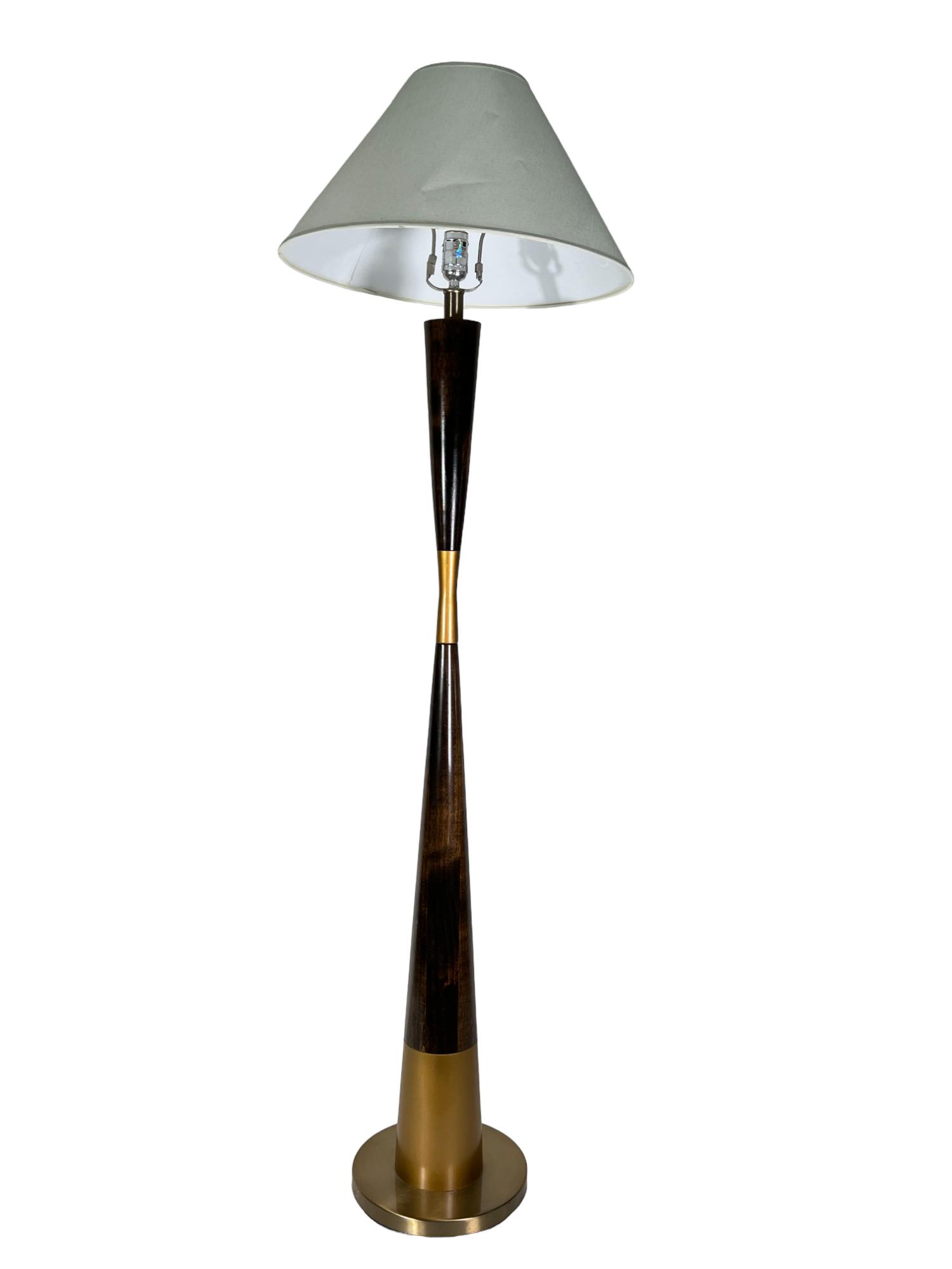 WALNUT AND BRASS MID CENTURY STYLE FLOOR LAMP (1 of 3)