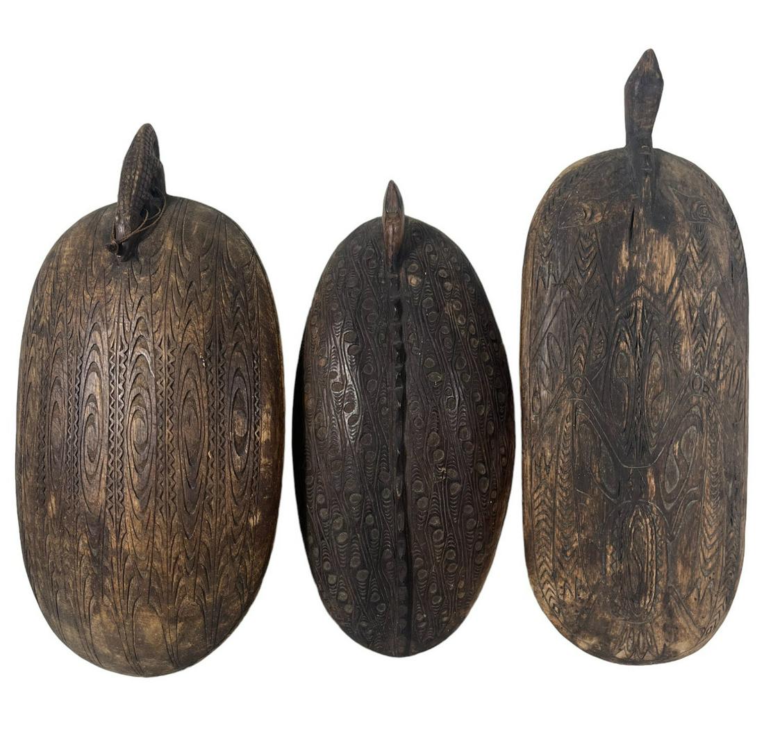 THREE SOUTH PACIFIC WOOD CARVED  DOUGH BOWLS (1 of 3)