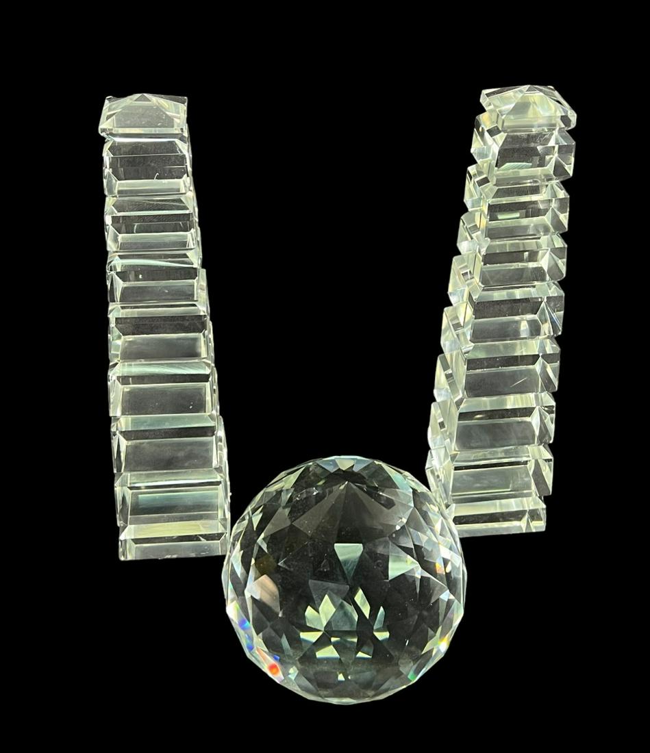2 OBELISKS AND 1 FACETED CRYSTAL BALL: 2 OBELISKS AND 1 FACETED CRYSTAL BALL Height: 10.5 in. by Width: 4.5 in. by Depth: 4.5
