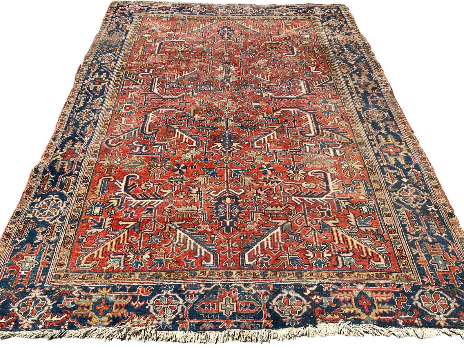 ANTIQUE HAND KNOTTED HERIZ RUG (1 of 7)
