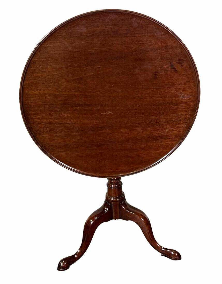 18th CENTURY QUEEN ANNE MAHOGANY DISHTOP TABLE (1 of 5)