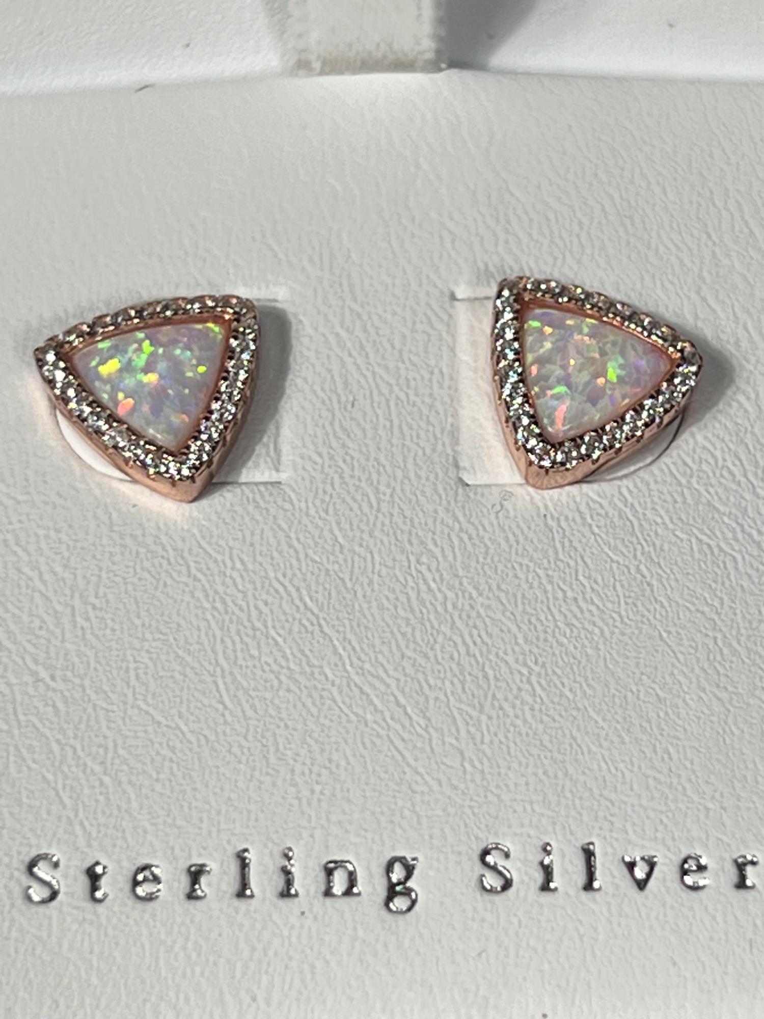 ROSE GOLD FLAT WHITE OPAL TRIANGLE TRIM STUDS (1 of 2)