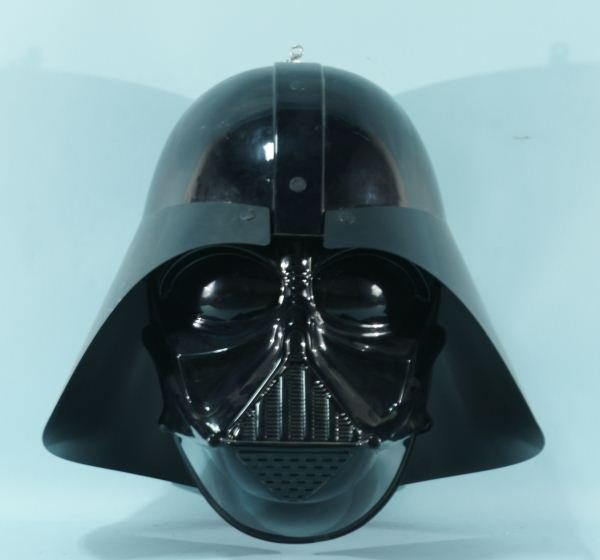 OVERSIZED DARTH VADER MASK: OVERSIZED DARTH VADER MASK