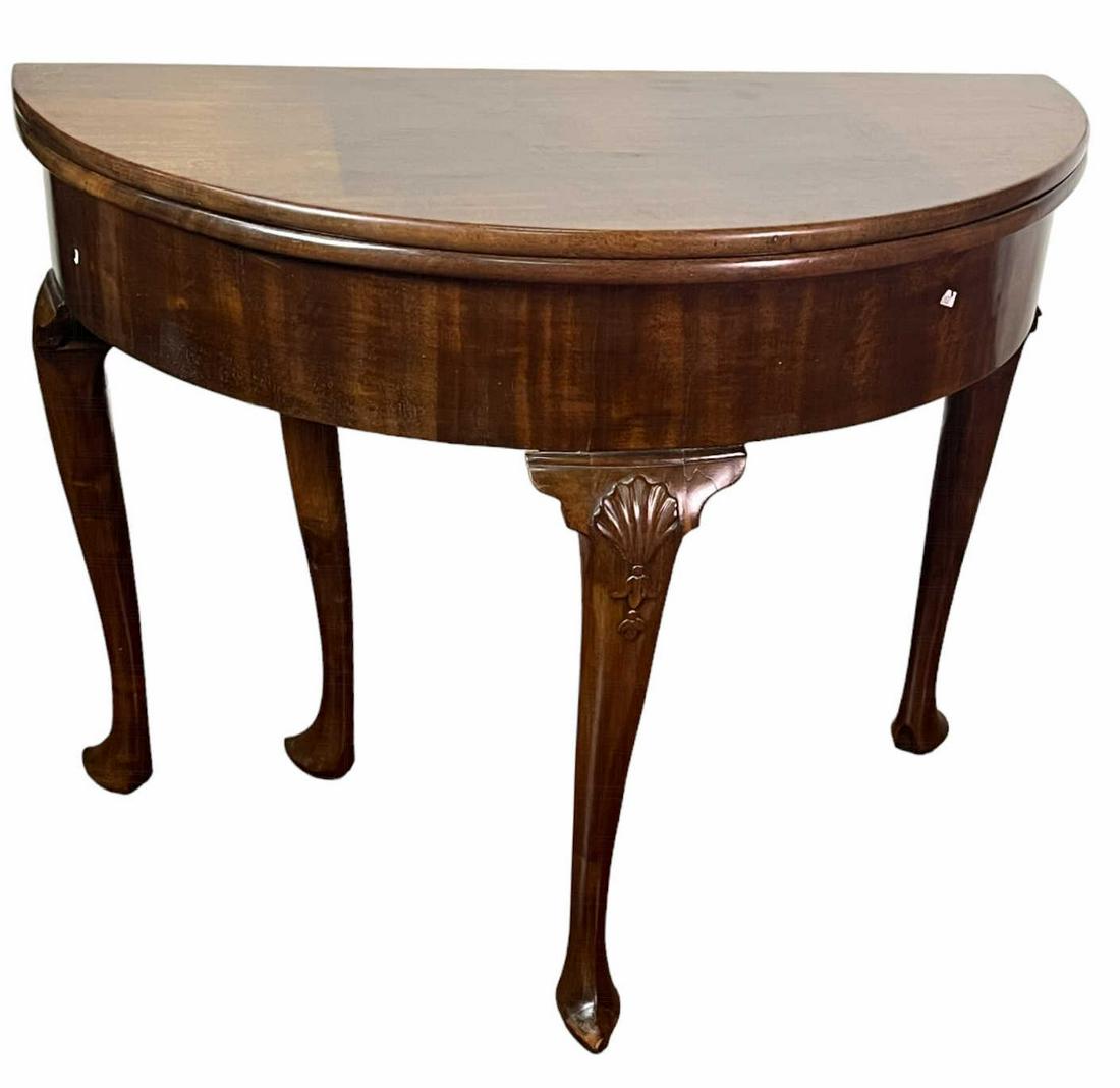 18th C.QUEEN ANNE  MAHOGANY DEMILUNE GAME TABLE (1 of 5)