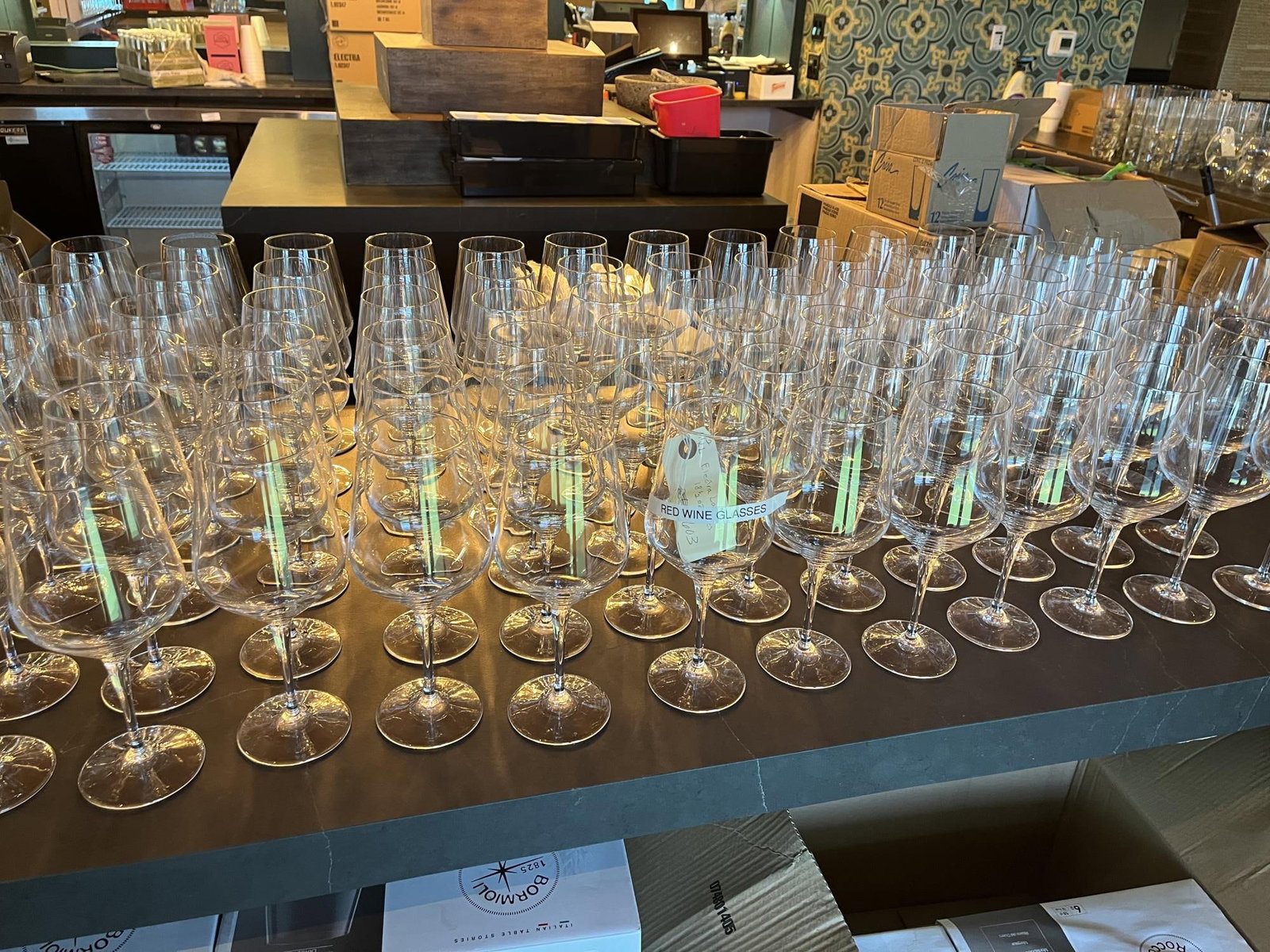 100 RED WINE GLASSES: 100 RED WINE GLASSES. Must bring your own packing material and manpower.