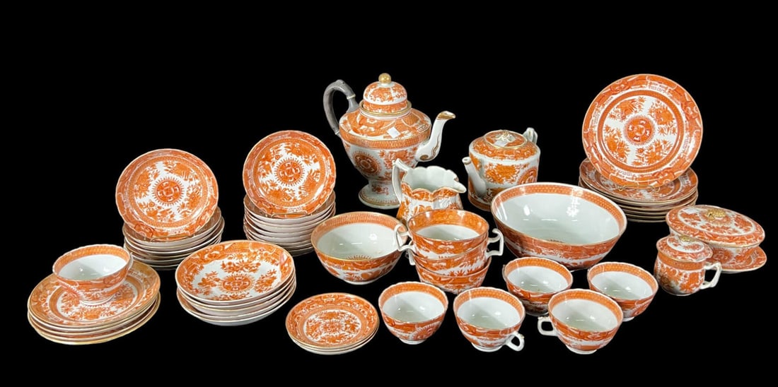 52-PC. LG CHINESE EXPORT FITZHUGH DINNERWARE (1 of 8)