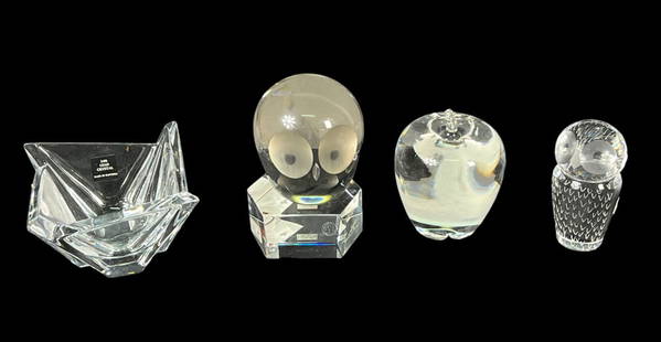 5 CRYSTAL PCS, PAPERWEIGHTS, BOWL ETC: 5 CRYSTAL PCS, PAPERWEIGHTS, BOWL ETC BACCARAT, ROGASKA , KOSTA BODA Height: 4.25 in. by Width: 3.5 in. by Depth: 3.5