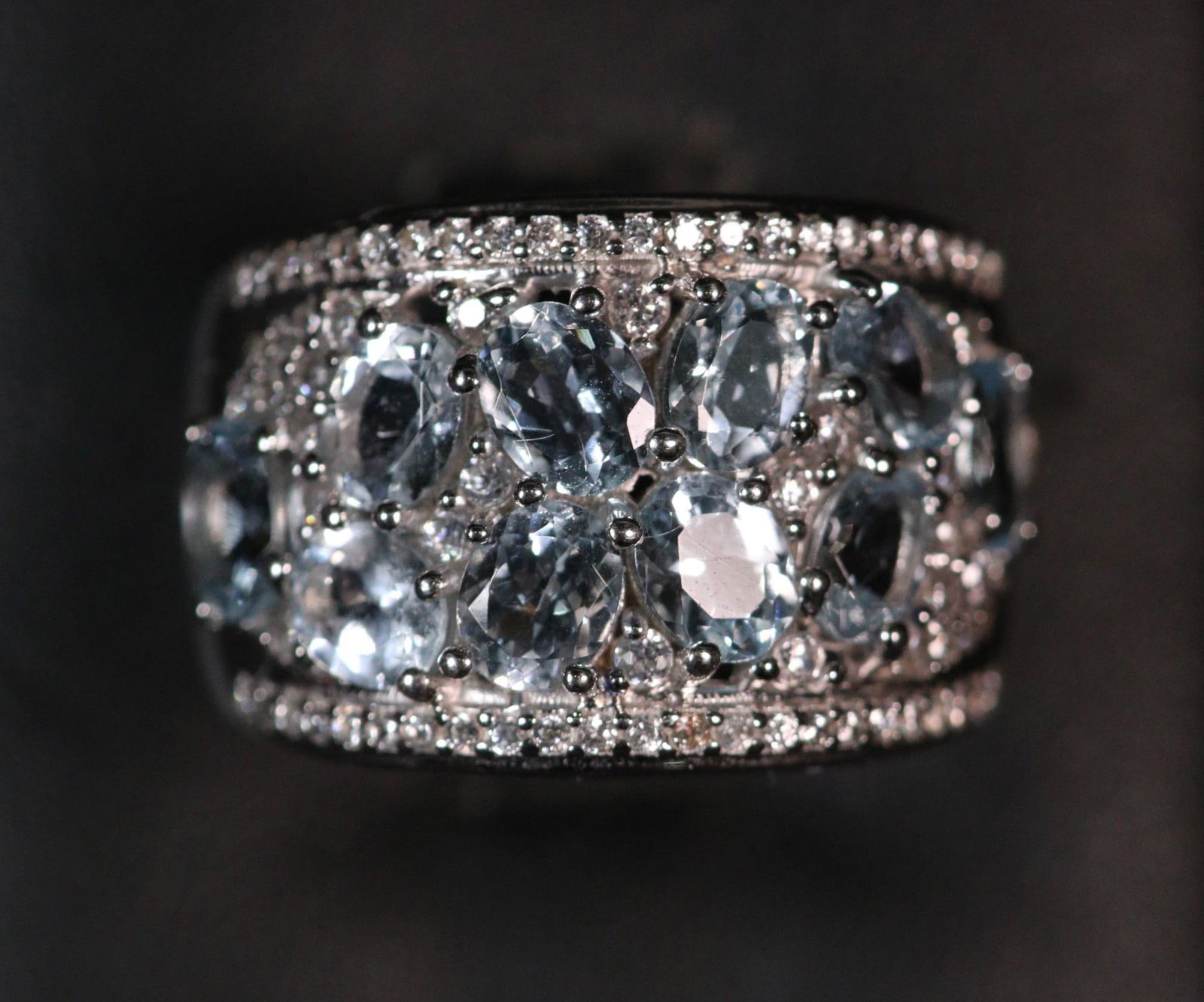 GENUINE AQUAMARINE AND WHT TOPAZ ESTATE RING (1 of 3)