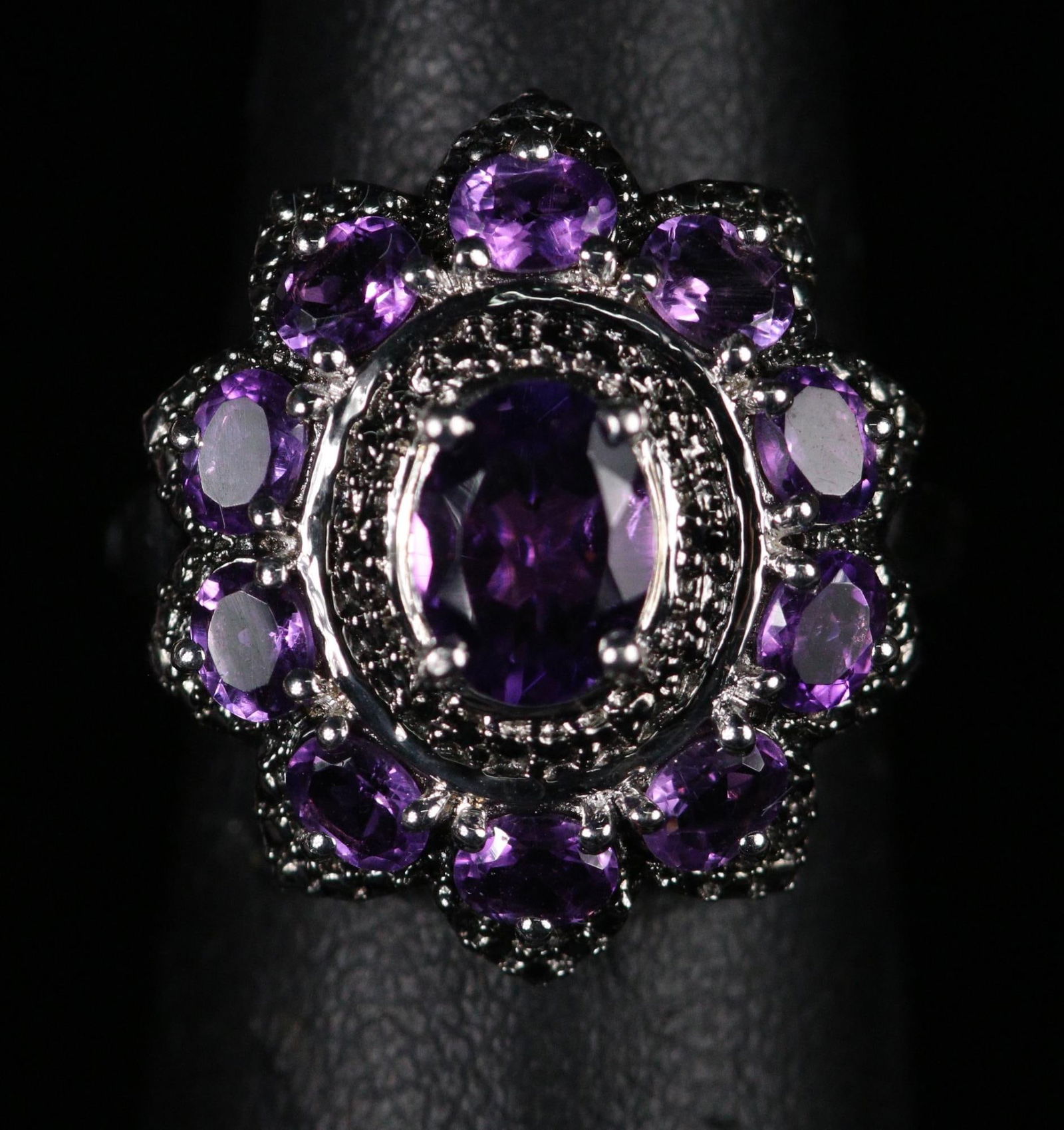 GENUINE AMETHYST DESIGNER RING SIZE 5 ? (183) (1 of 3)