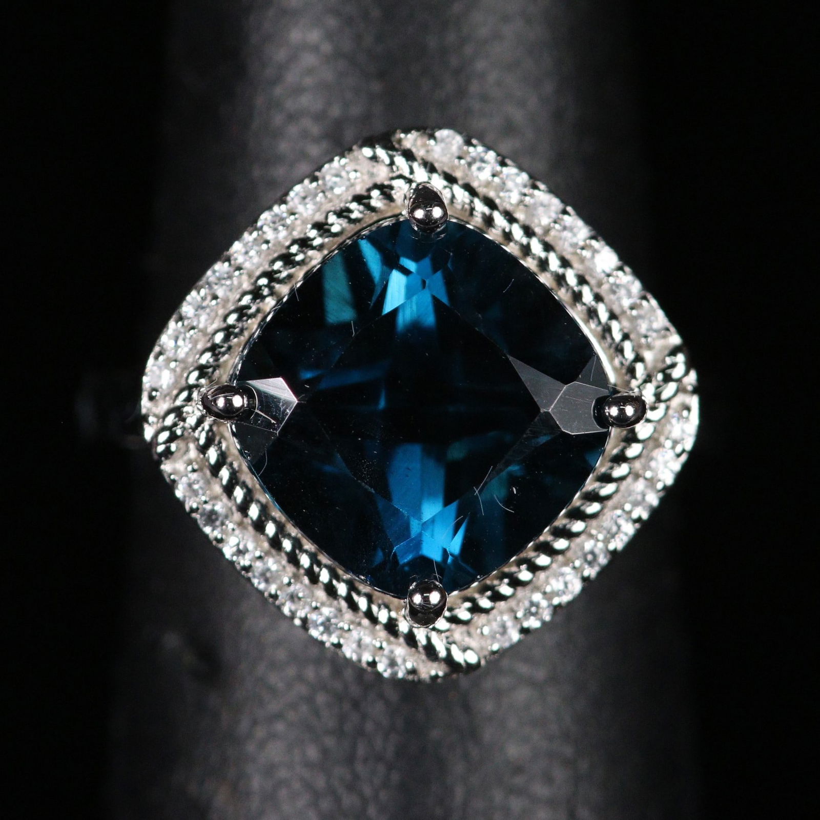 GENUINE LONDON BLUE TOPAZ EVENING RING (1 of 3)