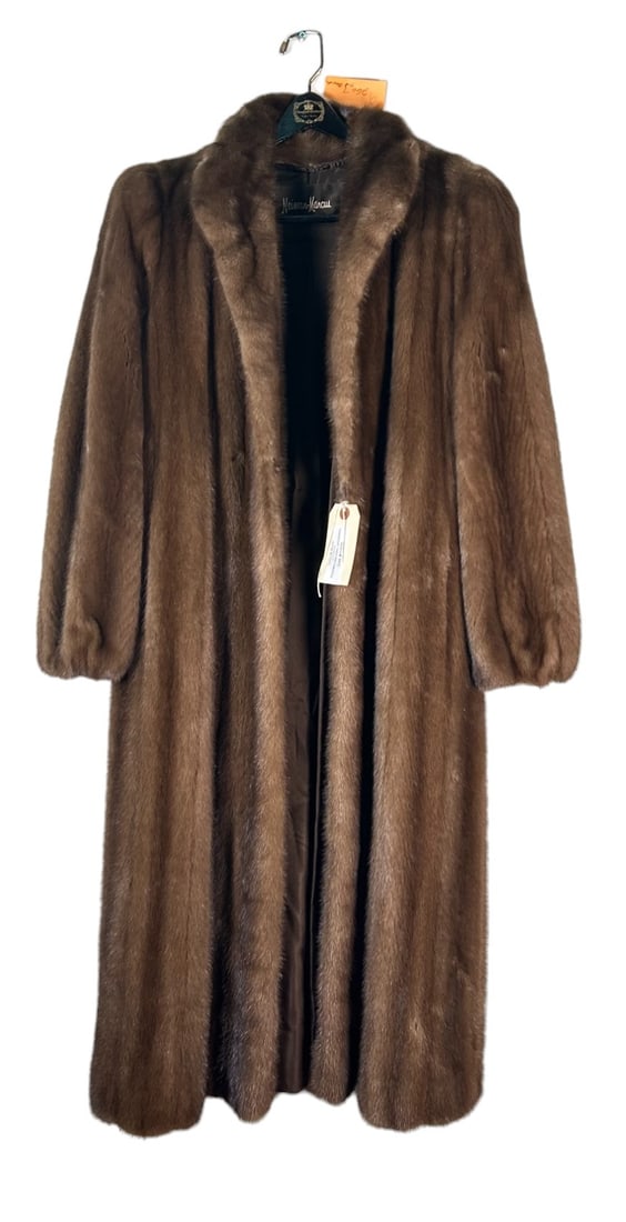 NATURAL LUNARAINE (FEMALE BELT) FULL LENGTH COAT (1 of 2)