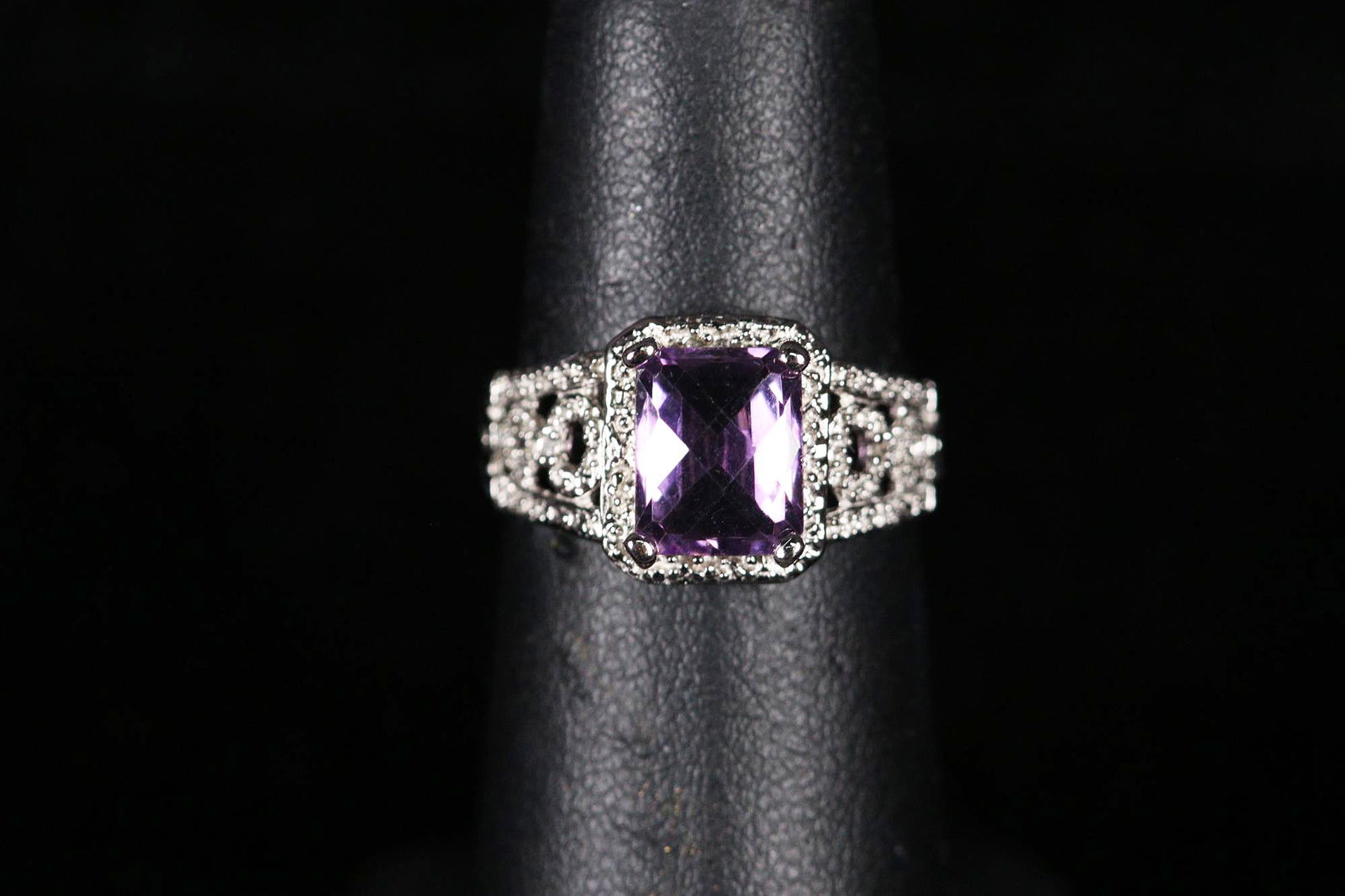 DESIGNER AMETHYST AND DIAMOND DINNER RING (1 of 3)