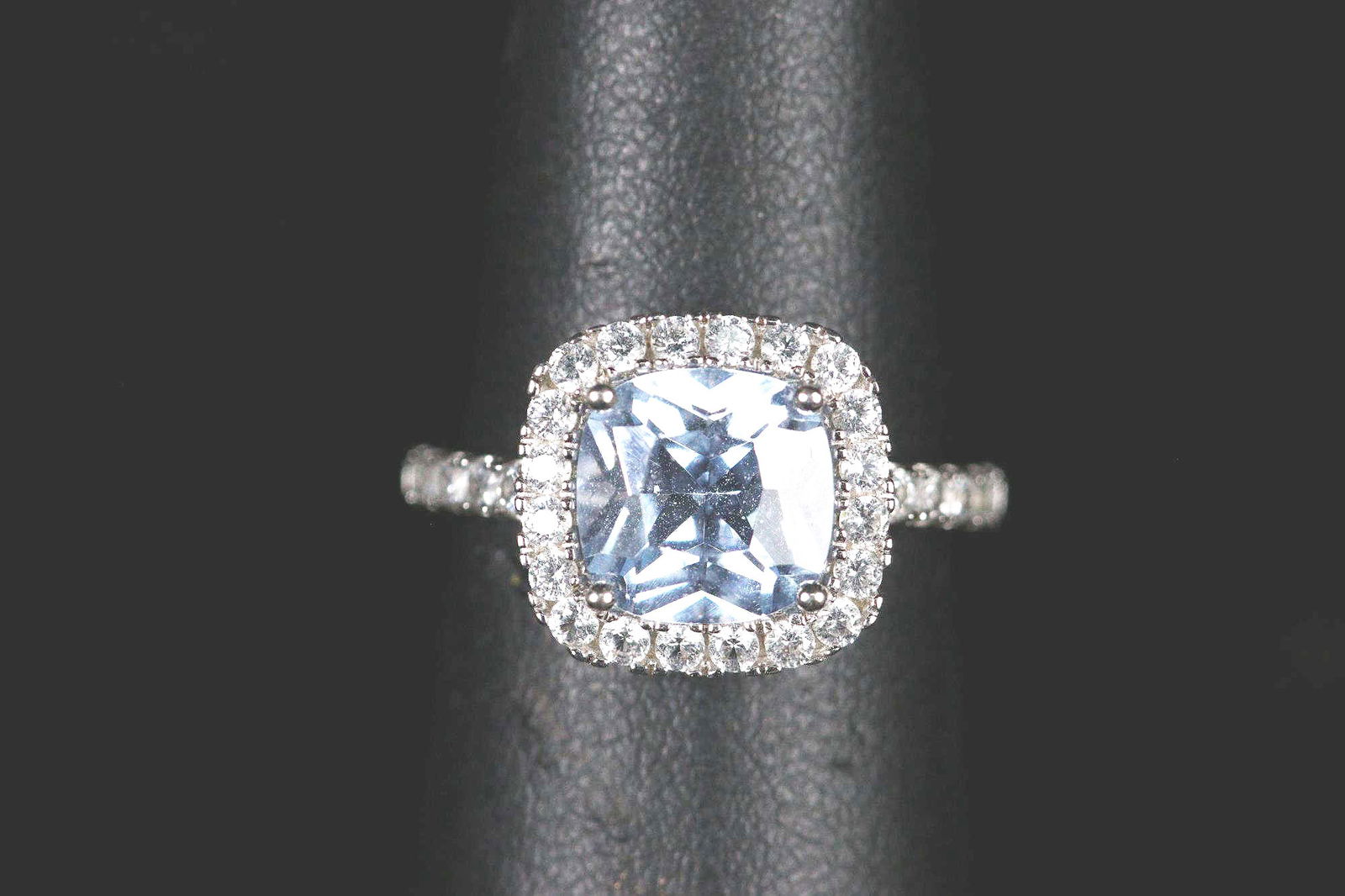 2 CT. ARCTIC SAPPHIRE DINNER RING (348) (1 of 3)