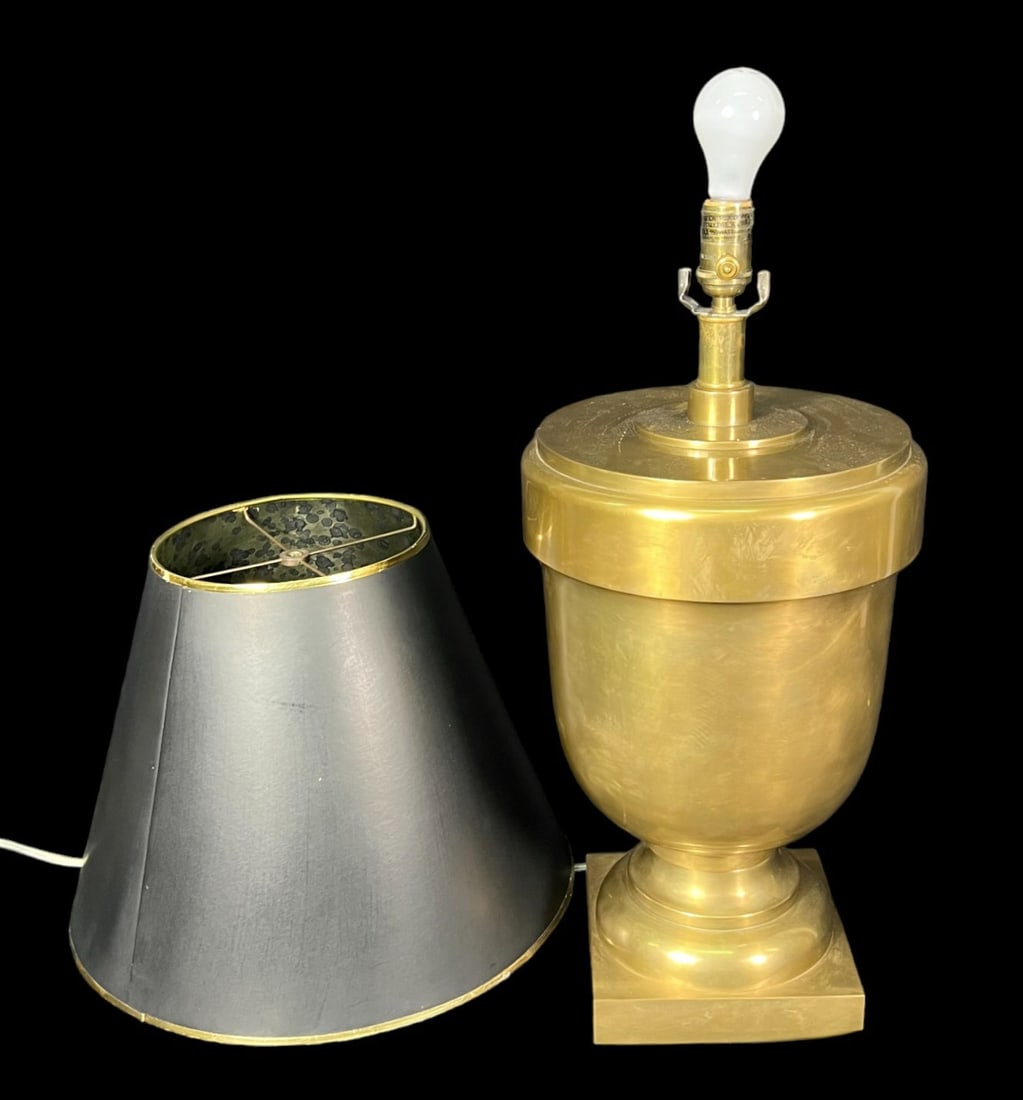 LARGE VISUAL COMFORT BRASS TABLE LAMP (1 of 3)