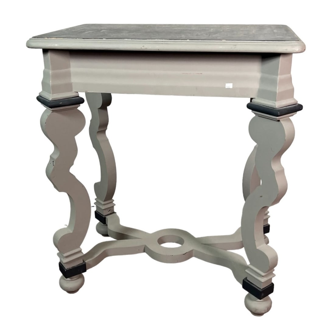 VINTAGE BAROQUE STYLE PAINTED LAMP TABLE (1 of 3)