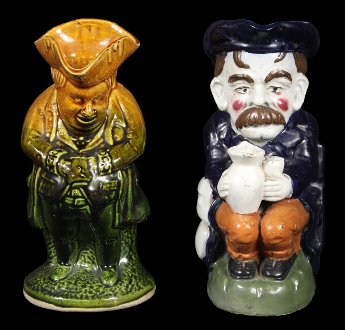 TWO ANTIQUE ENGLISH TOBY MUGS (1 of 3)