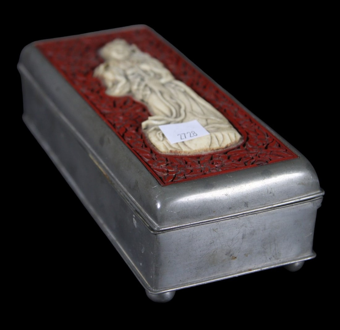 VINTAGE CHINESE PEWTER / CINNABAR BOX (1 of 5)