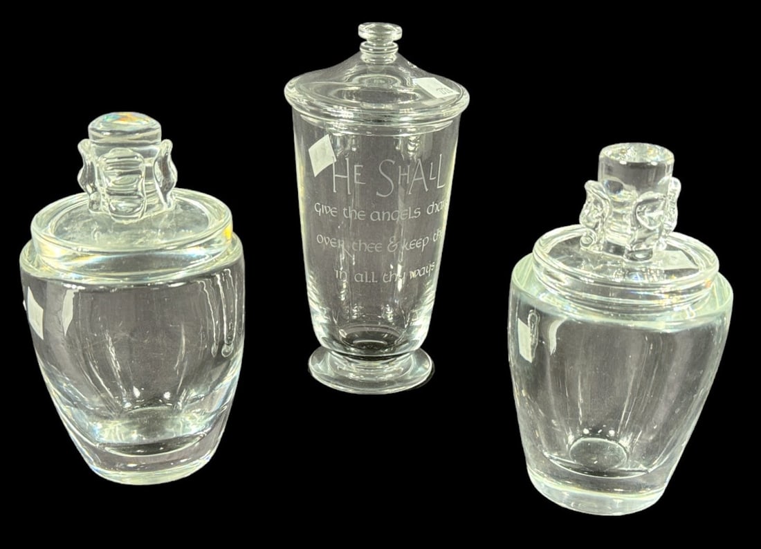 THREE VINTAGE STEUBEN CRYSTAL LIDDED DECANTERS (1 of 5)