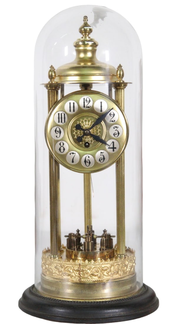 VINTAGE GLASS DOME MANTEL CLOCK: VINTAGE GLASS DOME MANTEL CLOCK Height: 15 in. by Width: 7 in. by Depth: 7