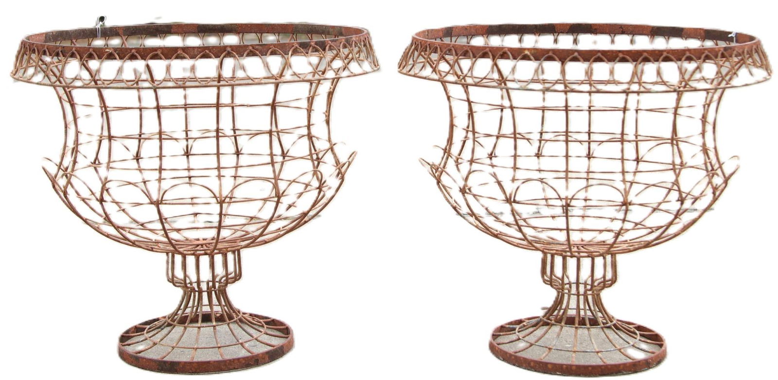 PAIR OF METAL WIRE GARDEN URNS (1 of 3)