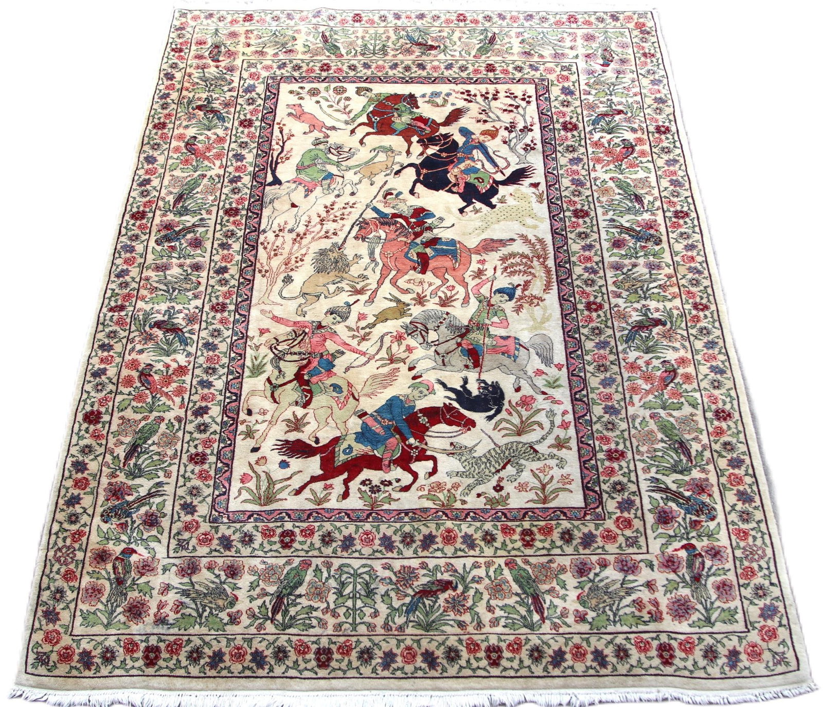 HAND KNOTTED PERSIAN ISFAHAN RUG: HAND KNOTTED PERSIAN ISFAHAN RUG Height: 112" in. by Width: 7.5" in. by Depth: 5