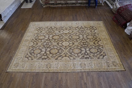 OUSHAK RUG