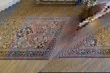 MAHA ANTIQUE RUG