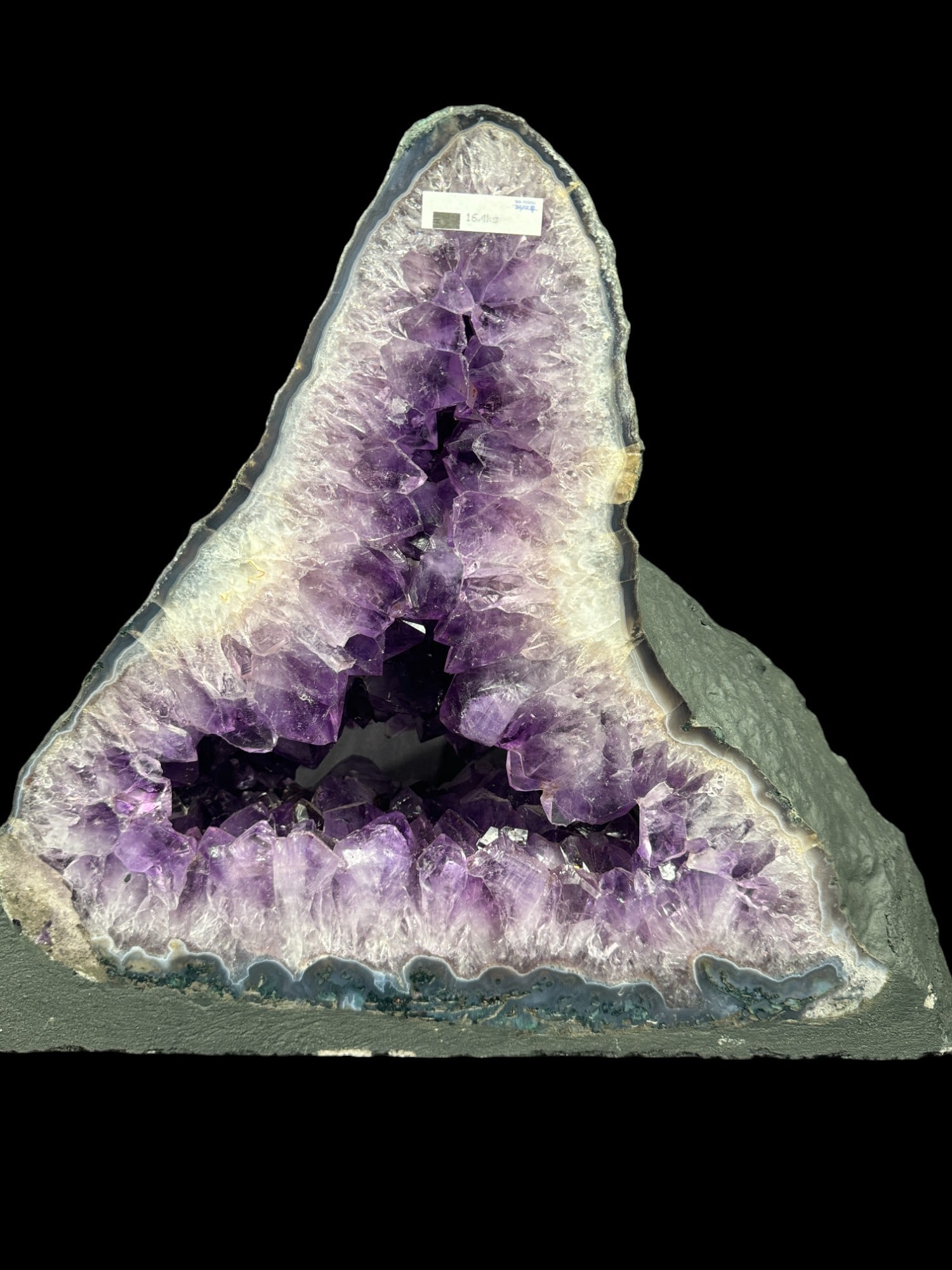 AMETHYST WINDOW WITH LARGE DARK CRYSTALS: AMETHYST WINDOW WITH LARGE DARK CRYSTALS. 16.4KG. Height: 14.5 in. by Width: 17.5