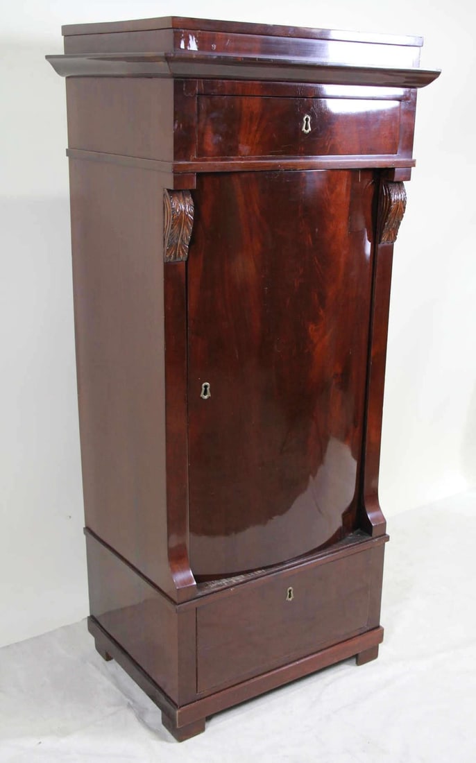 CIRCA 1820 MAHOGANY AMOIRE: CIRCA 1820 MAHOGANY AMOIRE WITH SINGLE DOOR. Height: 56 in. by Width: 25 in. by Depth: 18.5 in.