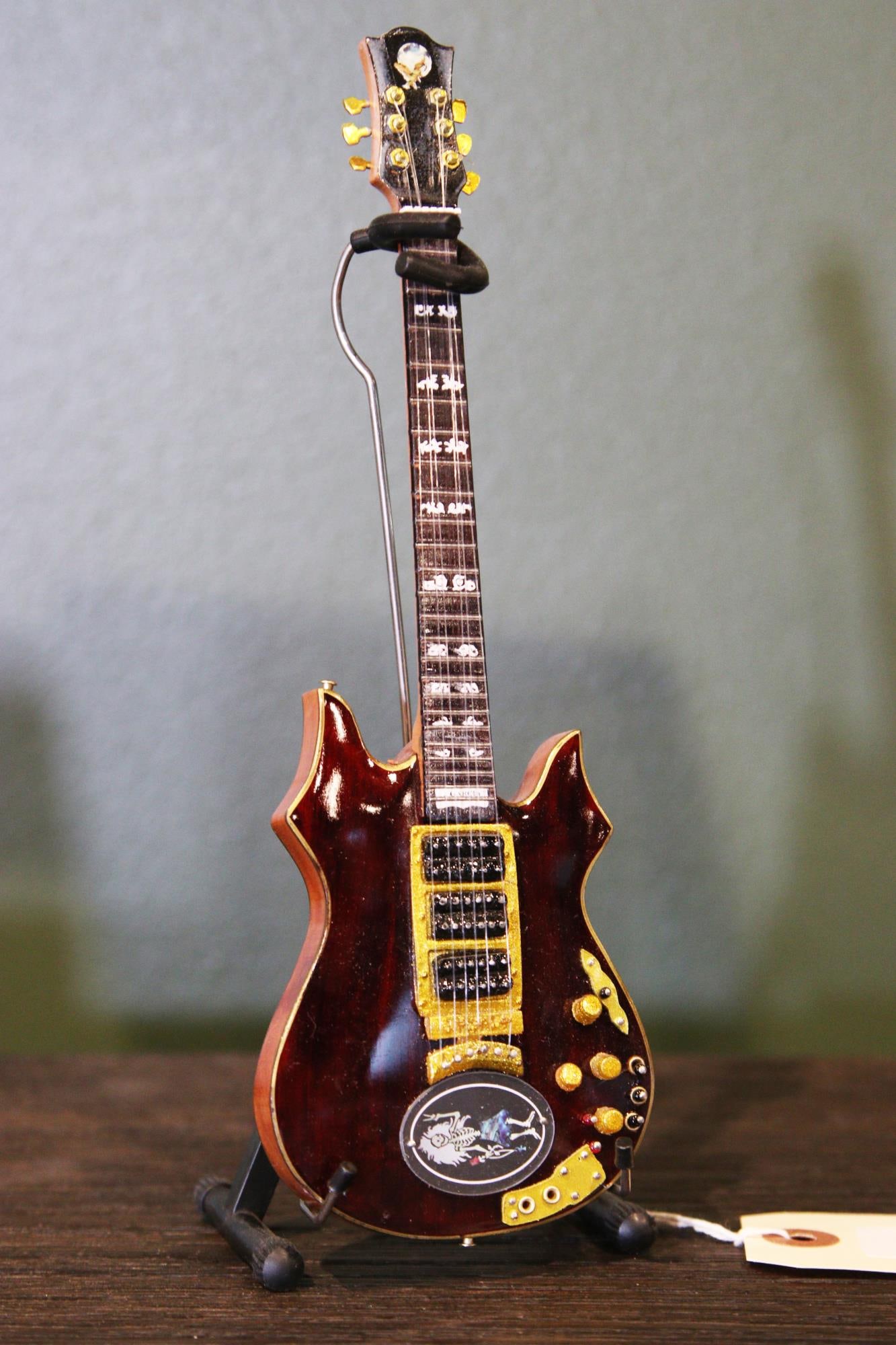 TABLETOP GUITAR: TABLETOP GUITAR