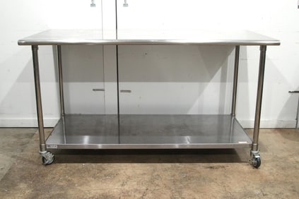 STAINLESS STEEL PREP TABLE