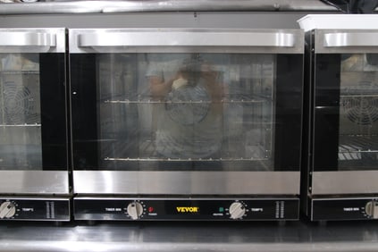 VEVOR COMMERCIAL CONVECTION OVEN